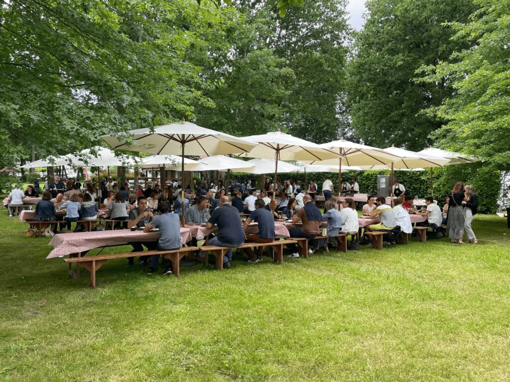 1er marché des producteurs dans les jardins du siège Maïsadour à Haut-Mauc